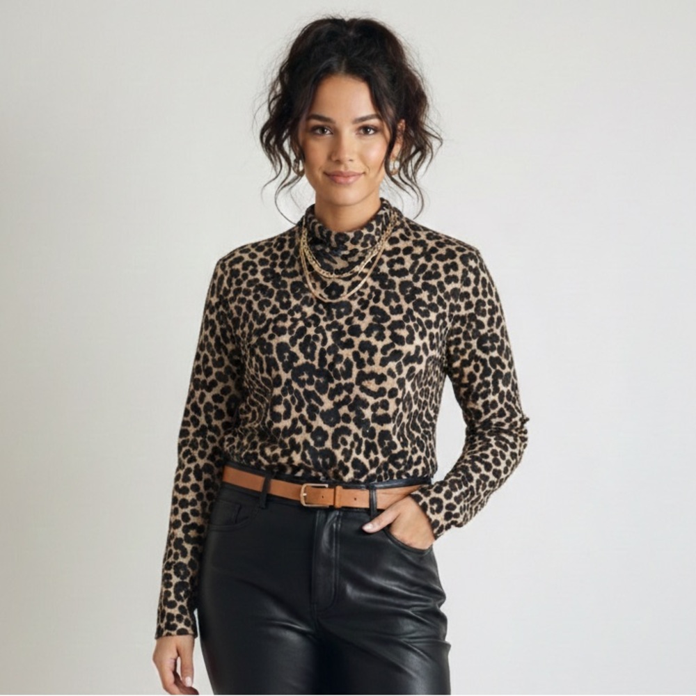 Beachlunchlounge Animal Print Top